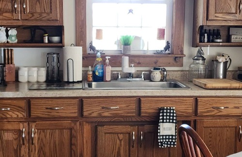 McArthur House | Quiet Country Retreat w/Horses, stocked pond & Spa Srv – Near Hocking Hillsn
