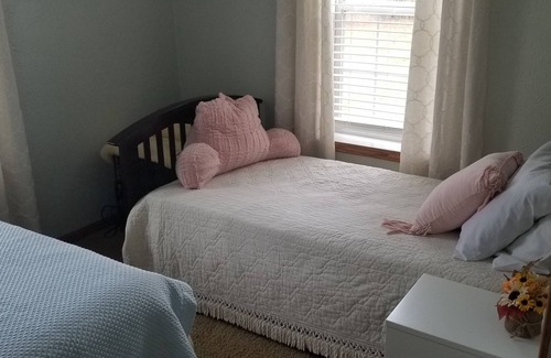 Niles House | Quiet, cozy 2 bedroom home with covered porches but only minutes from South Bend