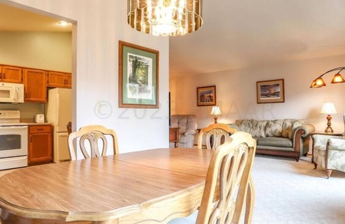 West Fargo House | Quiet,cozy, nice host-2-bedroom home in awesome West Fargo with WiFi, AC