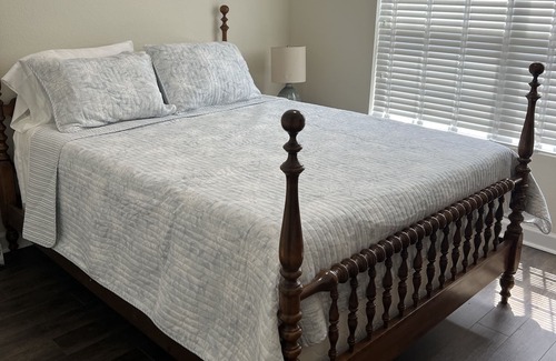 Thomasville House | Quiet, Cozy well furnished upscale townhome located in beautiful Thomasville Ga