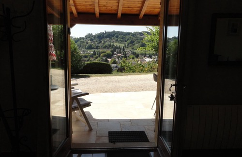 Sarlat-la-Caneda Apartment | Quiet, dead-end street, 10 minutes' walk from the town center, ground floor