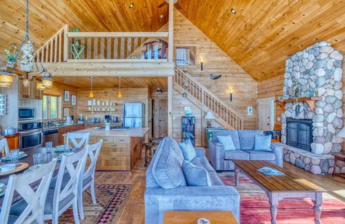 Lincoln Beach House | Quiet Depoe Bay Oceanview Log Home, Three King Bedrooms, Games and Firepit!