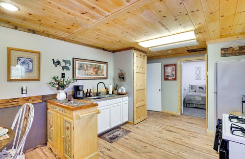 Springerville Cabin | Quiet Eagar Retreat Near Lakes, Hiking & Hunting!
