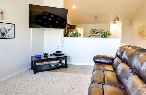 Evans House | Quiet Evans Home Rental Near Parks & Downtown!