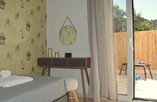 Agios Nikolaos Apartment | Quiet family apartment just outside agios nikolaos