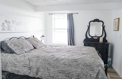 Edmonton Other | Quiet farm stay, hike, mushroom hunt, see the animals, relax, so much more!
