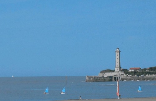 Saint-Georges-de-Didonne House | Quiet village house, 300 m from the beach, heart of Saint-Georges-de-Didonne