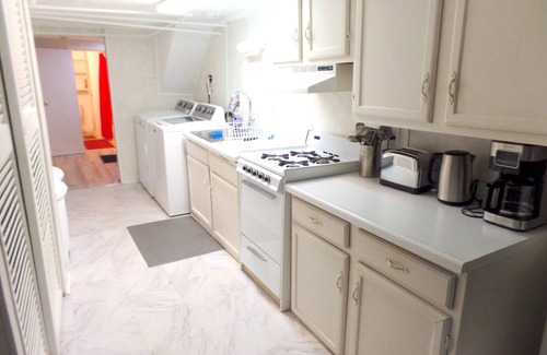 Medford Apartment | Quiet Furnished 1- Bed Apartment