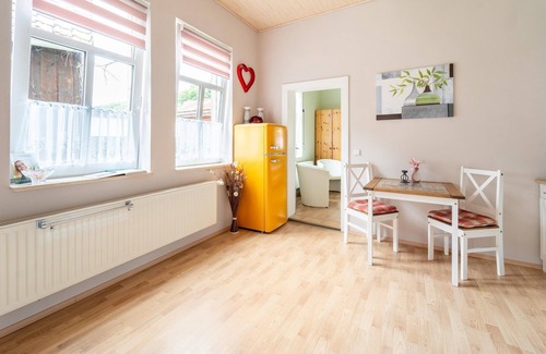 Altenbrak Apartment | Quiet Garden Apartment