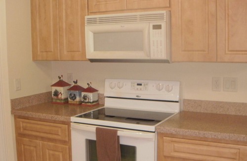 Citrus Springs House | Quiet Get Away In Custom Built Home. Nearby Fishing And Water Activities.