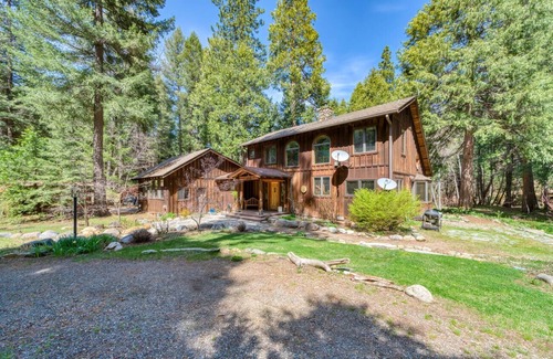 Quincy House | Quiet get away on a private creek. Hot tub, infrared sauna and massage table.