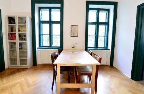 Erdberg Apartment | Quiet & Green, With Terrace