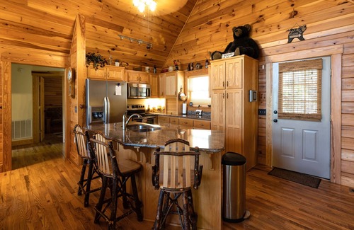 Topton Cabin | Quiet Haven Mountain Top Cabin - 3 Bedroom Cabin w/Breathtaking Views