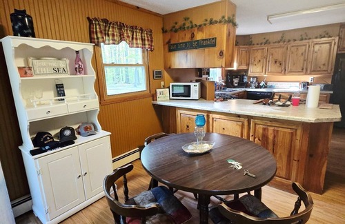 Higgins Lake House | Quiet Higgins Lake home close to ATV trail, Boat Launch, and Silver Dollar!