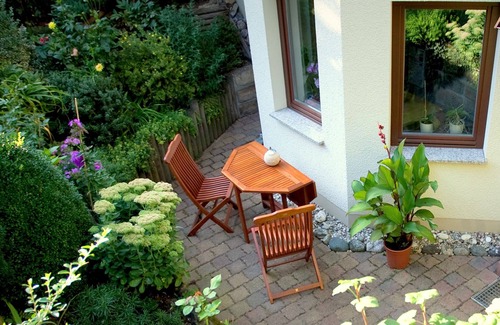 Leubnitz-Neuostra Apartment | Quiet holiday home, high quality, lovingly furnished