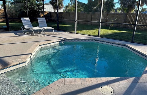 Port Charlotte House | Quiet home with heated pool and privacy fence! Pet friendly!