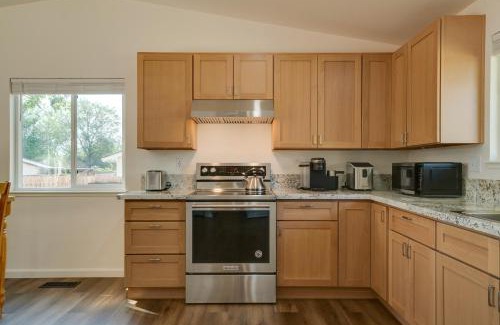Sparks House | Quiet Home with Yard 2 Mi to Mall and Sparks Marina!