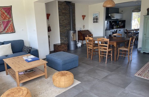 Crozon House | Quiet house, between the village center of Crozon and the beach of Postolonnec