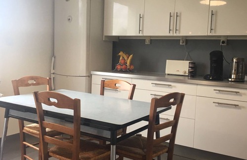 Crozon House | Quiet house, between the village center of Crozon and the beach of Postolonnec