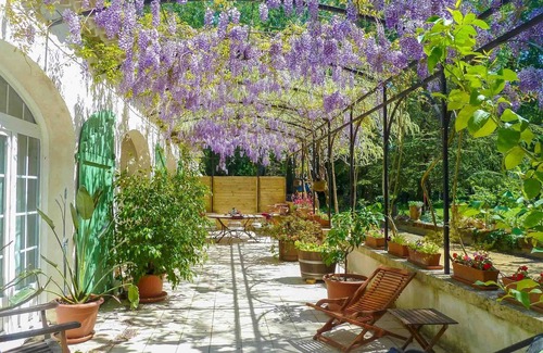 Roquemaure House | Quiet house in the green area with pool near major tourist sites