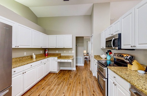 Vero Beach South House | Quiet house modern updates with patio & 10 minutes from beach- snowbird friendly