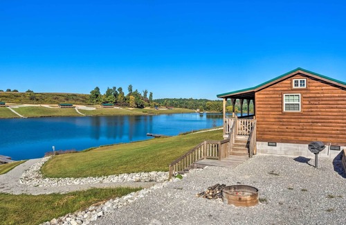Mammoth Cave Cabin | Quiet Lakefront Escape w/ Fire Pit, Trails & Dock!