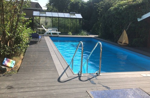 Dangast Apartment | Quiet location, 10 minutes walk to the beach, large outdoor pool