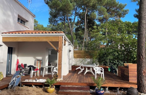 La Tranche-sur-Mer House | Quiet, modern house in the heart of the pine forest, 3 minutes from the beach.
