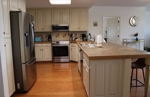 Jones Mills House | Quiet Mountain 3/2 Home with Spectacular Views. Additional bedroom for extra.