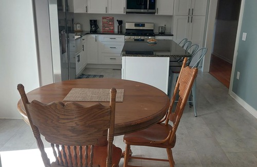 Sparta House | Quiet neighbor just 2 minutes from downtown Sparta TN