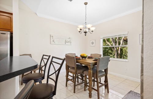 White City House | Quiet neighborhhood close to Mets spring training, beach & amenities