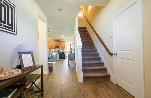 Denton House | Quiet Neighborhood, 2 story