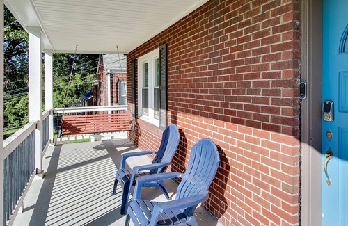 Germantown House | Quiet Neighborhood | Updated | Close to Everything