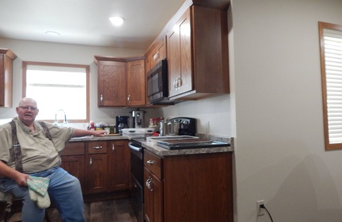 Oakes House | Quiet neighborhood. Walk to downtown. Easy Access. Clean and new.