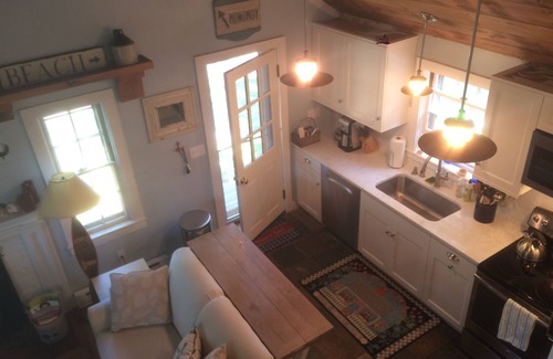 Monomoy Cottage | Quiet, Peaceful Cottage Close to Town.