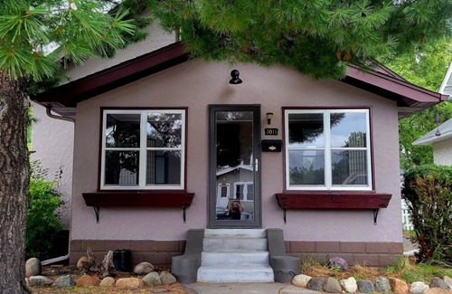 Northeast Minneapolis House | Quiet pet friendly home with fully fenced yard