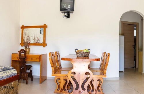 Ammoudara Villa | Quiet place with efflorescent garden
