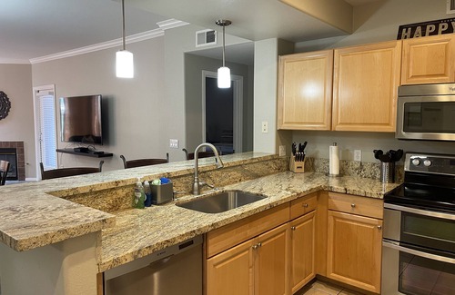 North Scottsdale Condo | Quiet Poolside Gated Resort Condo at Grayhawk