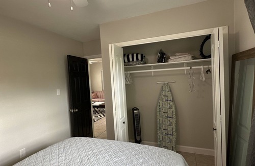 Seminole Heights Apartment | Quiet Queen Cottage in Seminole Heights