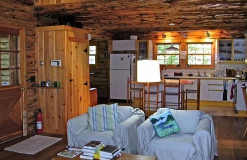 Mount Desert Cabin | Quiet, Relaxing, Family-Friendly Lakeside Cabin