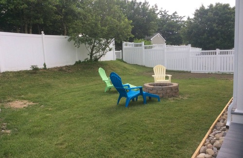 North Cape May House | Quiet retreat along the bay“BLU-DOLPHIN” with OUTDOOR SHOWER