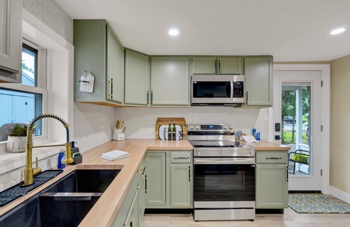 Old Orchard Beach House | Quiet Retreat Close to the Fun