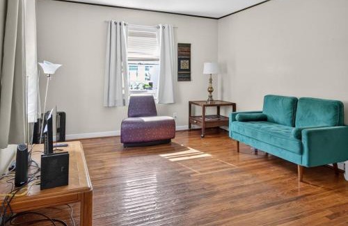 Rochester House | Quiet room near Rochester hospital