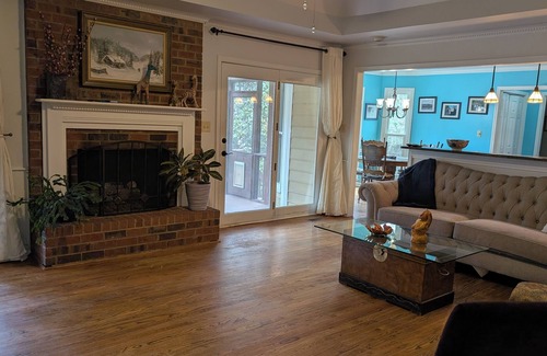 Athens House | Quiet single family home