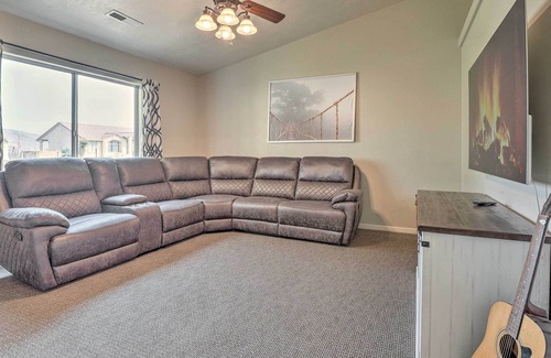 Hurricane House | Quiet Suburban Home: 30 Mi to Zion Nat'l Park!