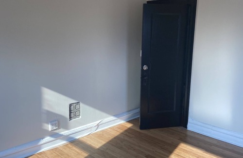 South Side Apartment | Quiet & sunny