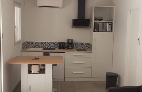La Tremblade Condo | Quiet T2 apartment near seaside resort