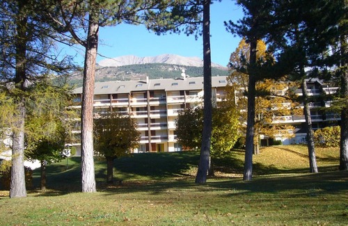 Barcelonnette Apartment | Quiet T2 with terrace in Barcelonnette