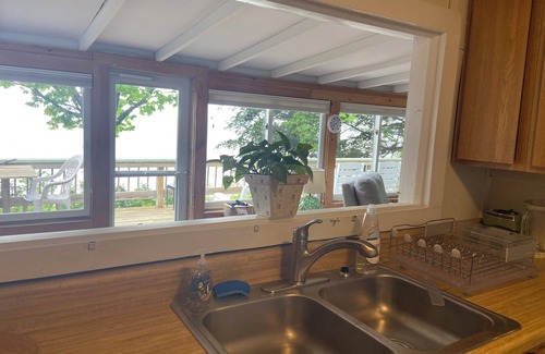New North End Cottage | Quiet Vacation Cottage on Lake Champlain nDeck, Stairs to Beach. 4 BR/Sleeps 6