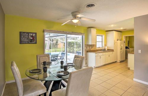 South Venice House | Quiet Venice Retreat with Private Lanai and Pool!